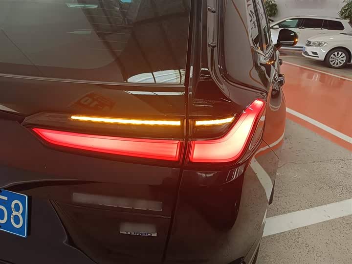 Фото 8 - Honda Breeze