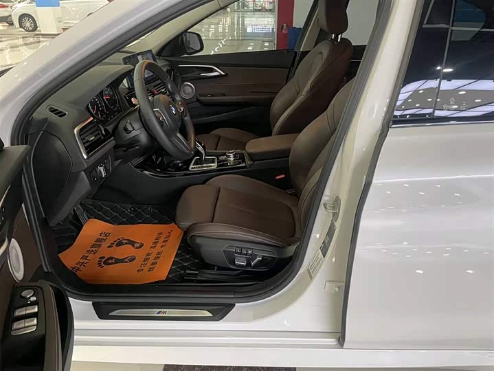 Фото 9 - BMW 1 Series