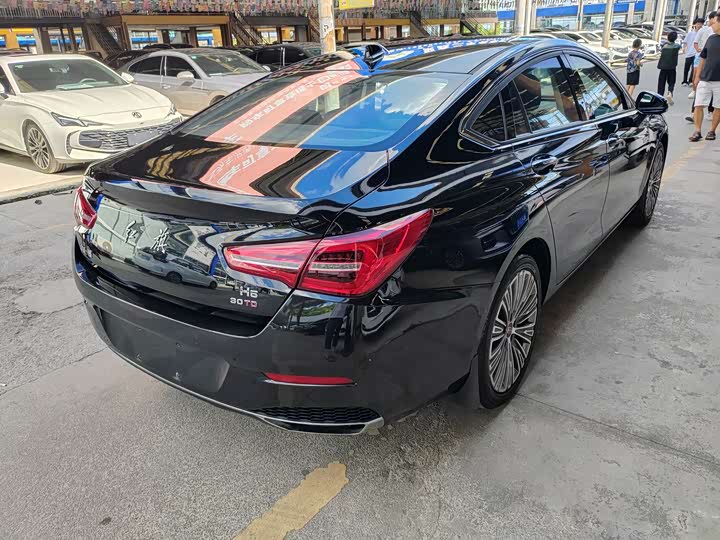 Фото 5 - Hongqi H5