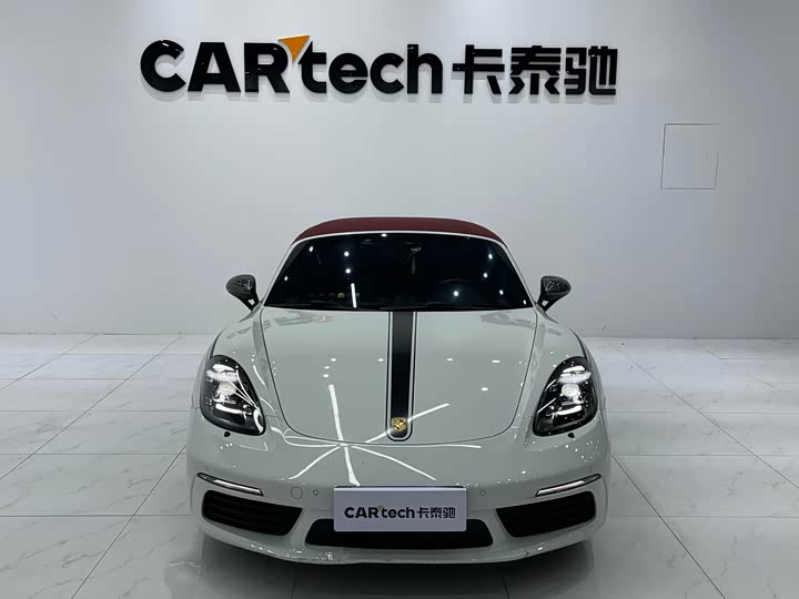 Фото 2 - Porsche 718