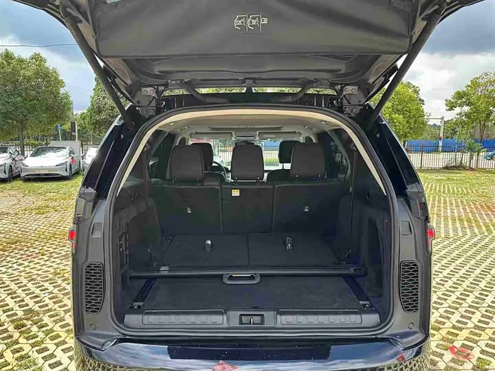 Фото 14 - Land Rover Discovery