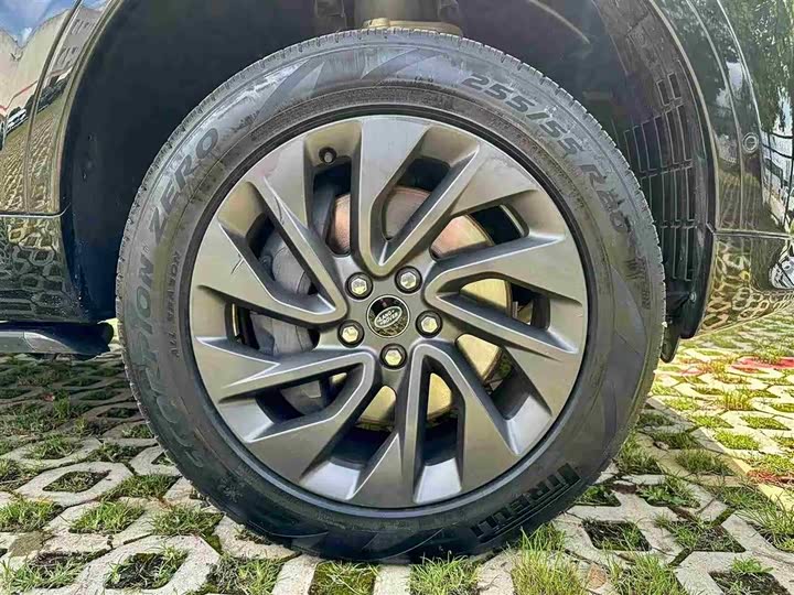 Фото 15 - Land Rover Discovery