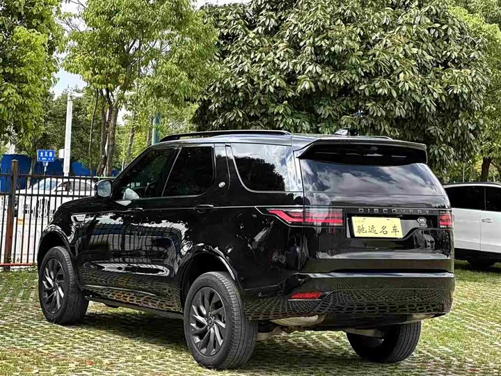 Фото 17 - Land Rover Discovery