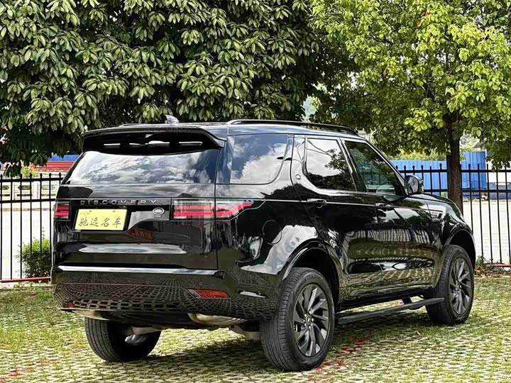 Фото 19 - Land Rover Discovery