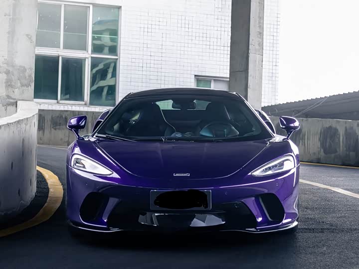 Фото 3 - McLaren GT