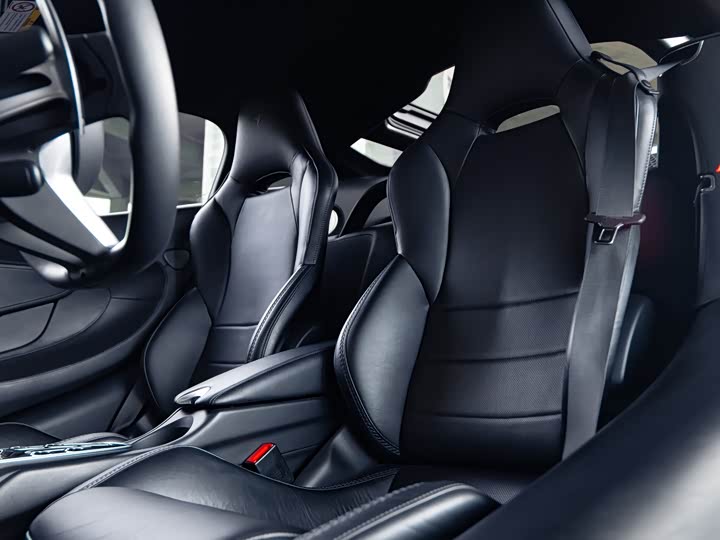 Фото 6 - McLaren GT