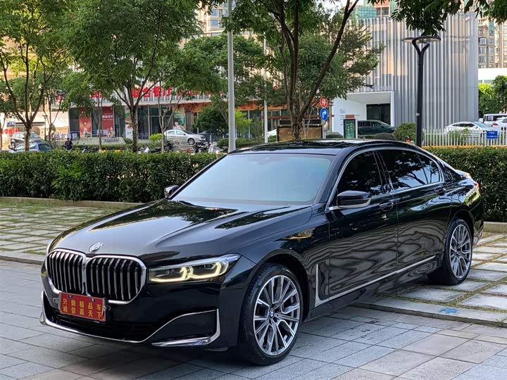 Фото 1 - BMW 7 Series