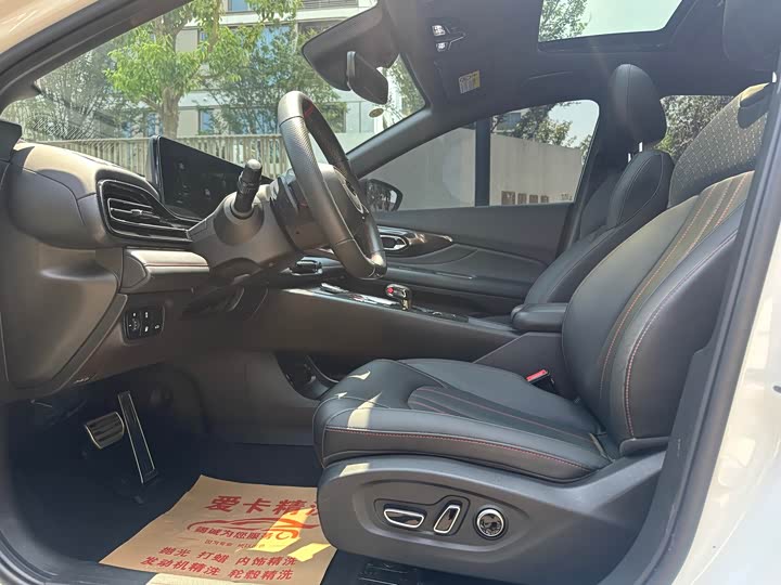 Фото 23 - GAC Trumpchi Empow R