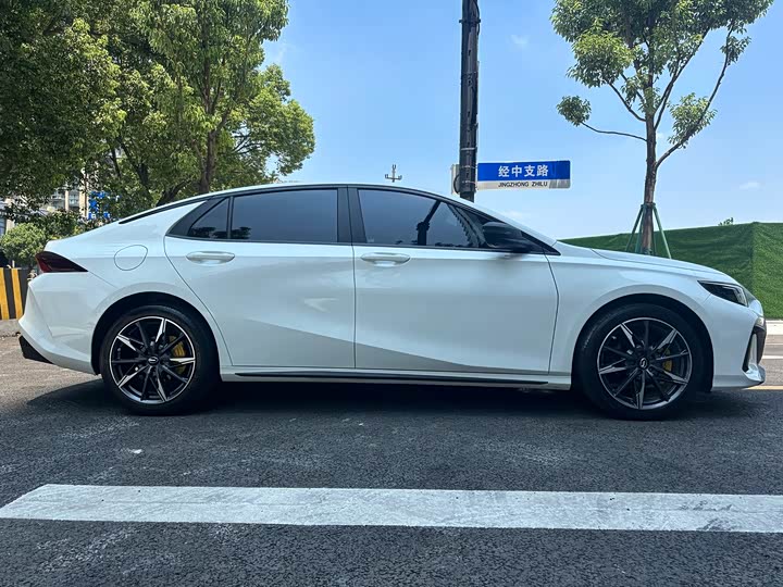 Фото 5 - GAC Trumpchi Empow R