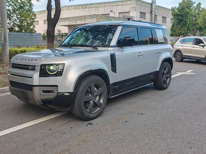 Фото 1 - Land Rover Defender