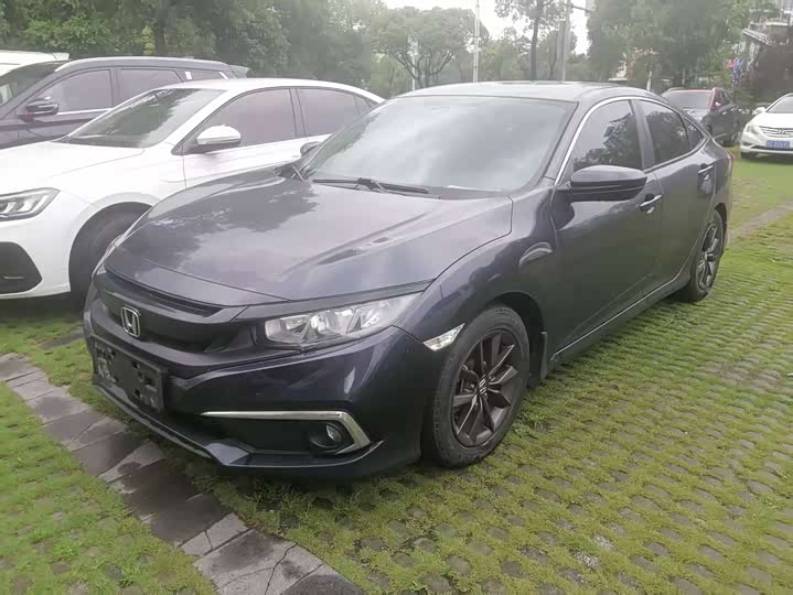 Фото 3 - Honda Civic