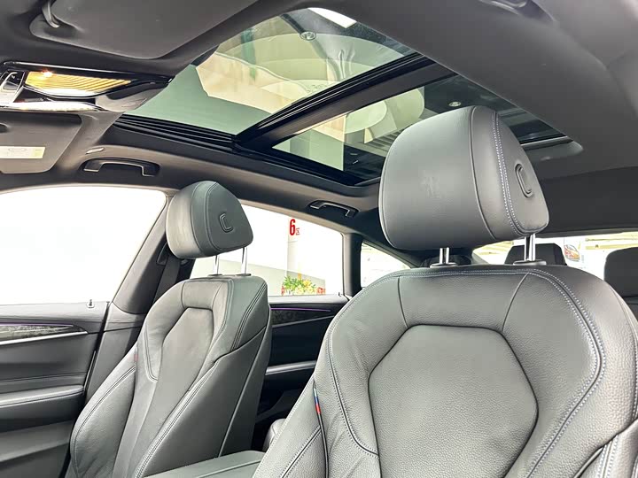 Фото 13 - BMW 6 Series GT