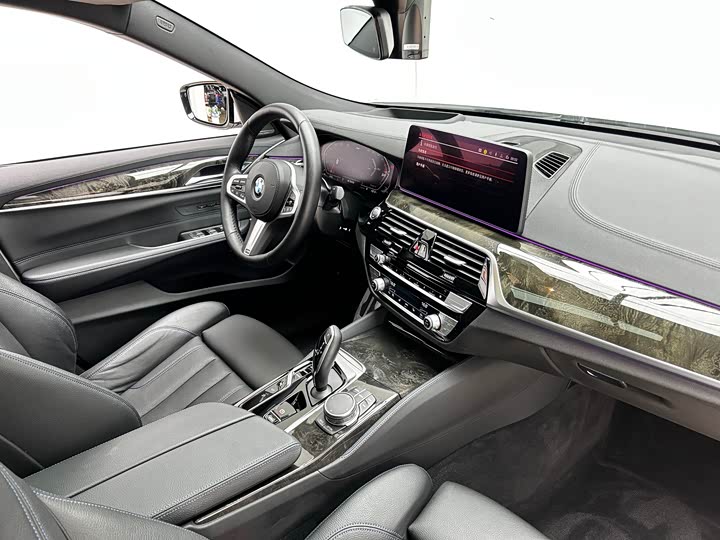 Фото 20 - BMW 6 Series GT