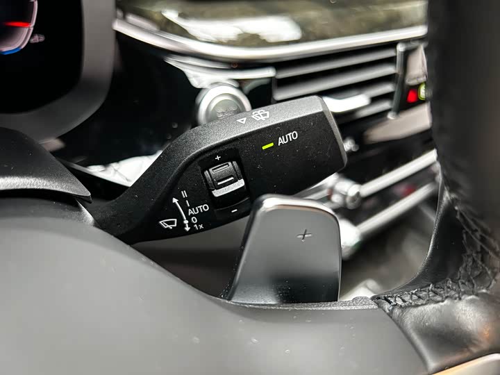 Фото 8 - BMW 6 Series GT