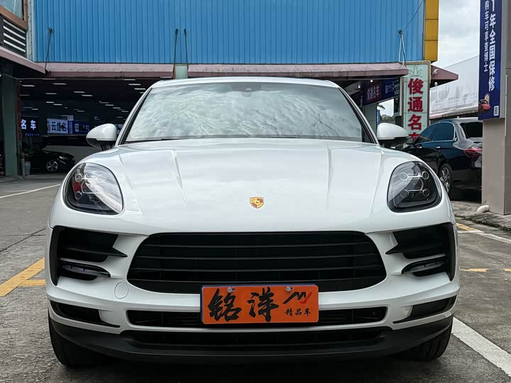 Фото 2 - Porsche Macan