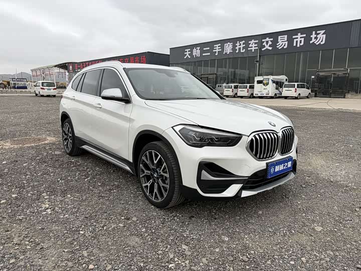 Фото 3 - BMW X1