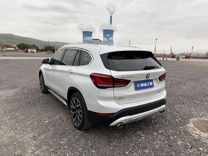 Фото 4 - BMW X1