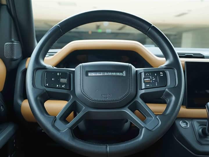 Фото 19 - Land Rover Defender