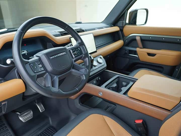 Фото 8 - Land Rover Defender