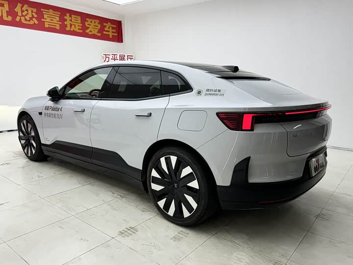 Фото 7 - Polestar 4
