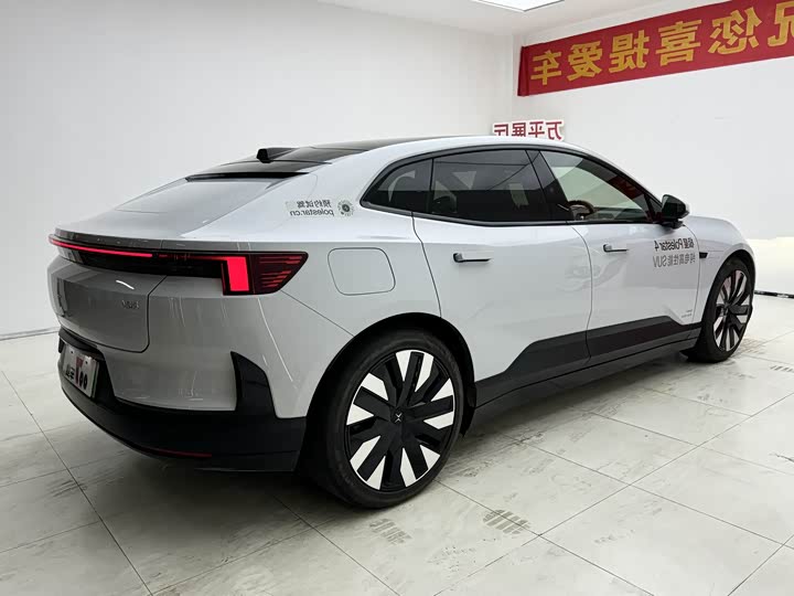 Фото 9 - Polestar 4