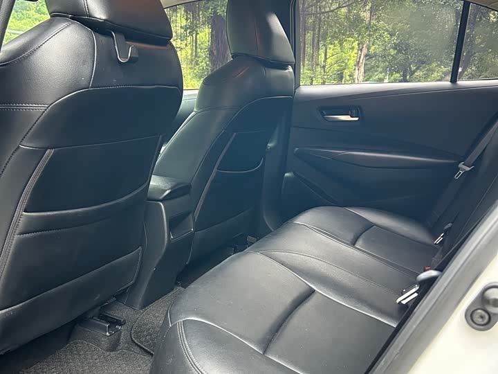 Фото 16 - Toyota Corolla