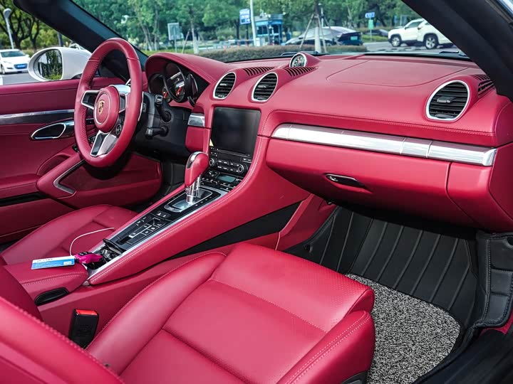 Фото 7 - Porsche 718