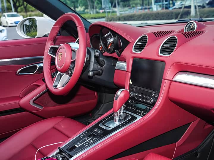 Фото 8 - Porsche 718