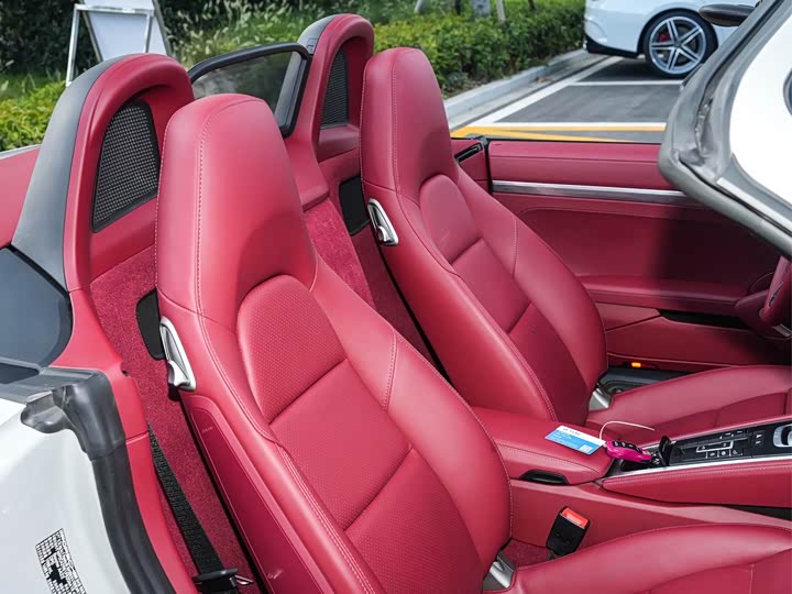 Фото 9 - Porsche 718