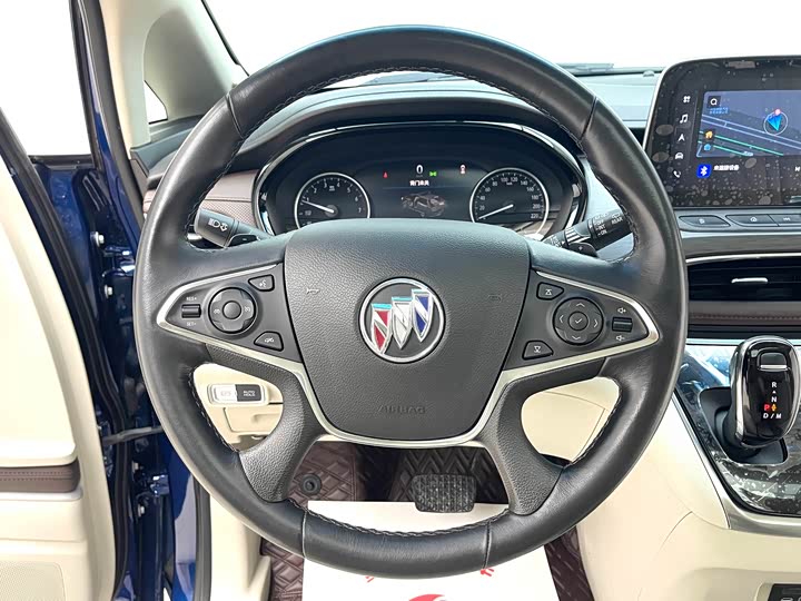 Фото 14 - Buick GL8 ES