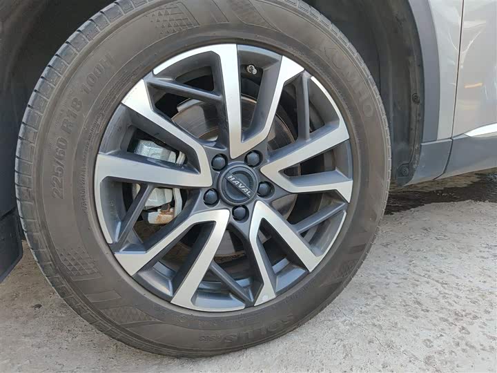 Фото 12 - Haval H6