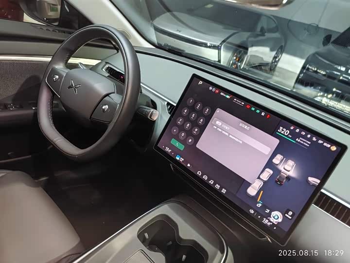 Фото 4 - XPeng Mona M03