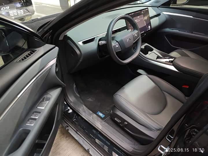 Фото 5 - XPeng Mona M03