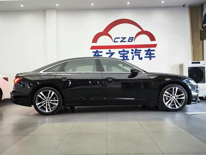 Фото 8 - Audi A6L