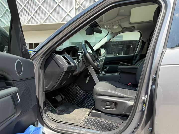 Фото 3 - Land Rover Discovery