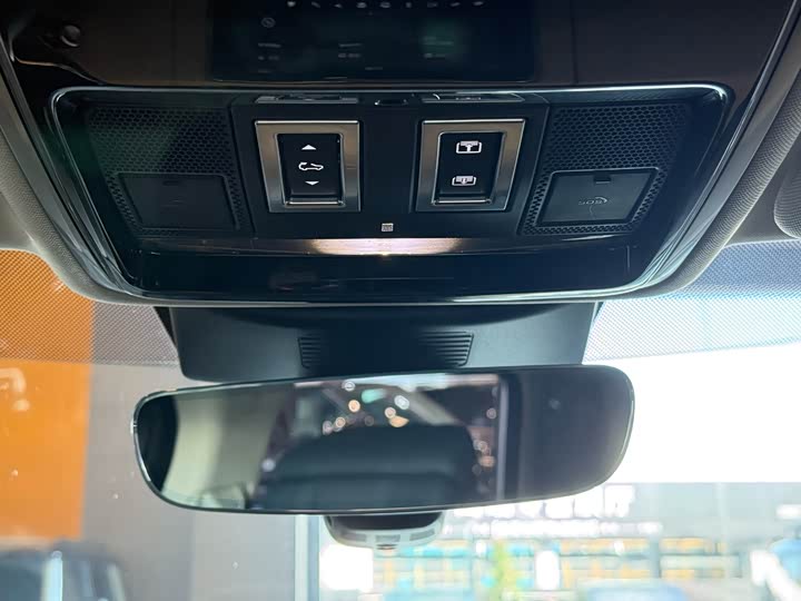 Фото 18 - Land Rover Range Rover