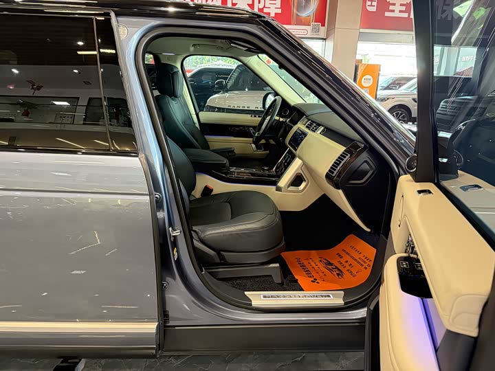 Фото 21 - Land Rover Range Rover