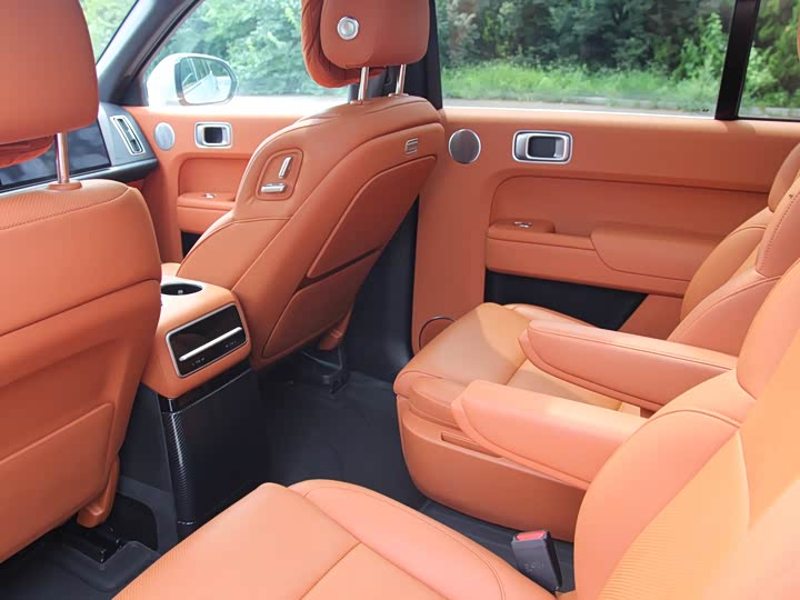 Фото 13 - LiXiang L9