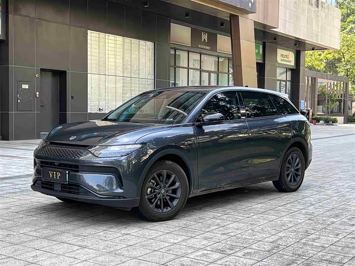 Фото 1 - Leapmotor C11