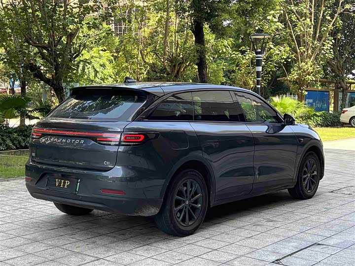 Фото 15 - Leapmotor C11