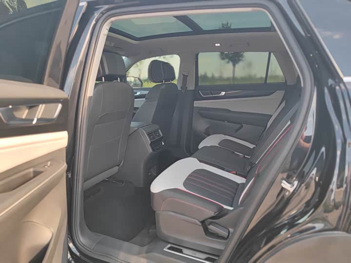 Фото 11 - Volkswagen Teramont X