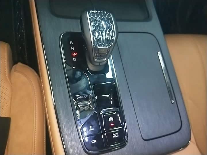 Фото 14 - GAC Trumpchi ES9