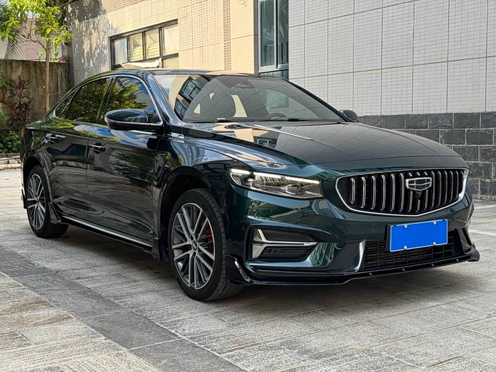 Фото 3 - Geely Preface