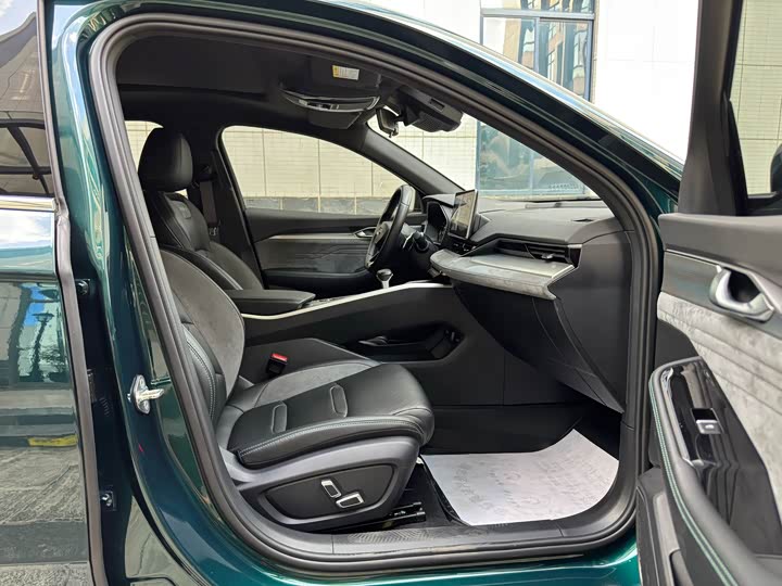 Фото 7 - Geely Preface