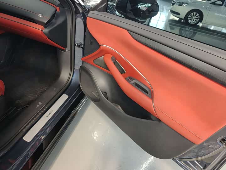 Фото 7 - Xiaomi SU7