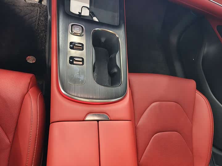 Фото 9 - Xiaomi SU7