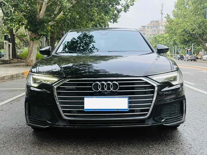 Фото 3 - Audi A6L