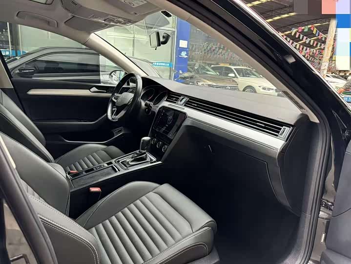 Фото 6 - Volkswagen Magotan