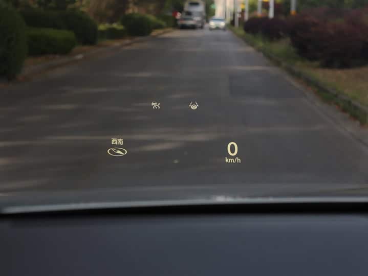 Фото 17 - Honda e:NP2