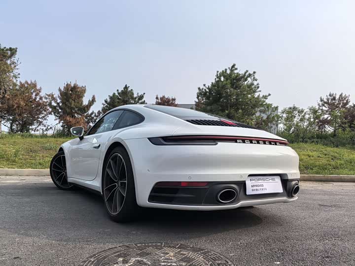 Фото 10 - Porsche 911